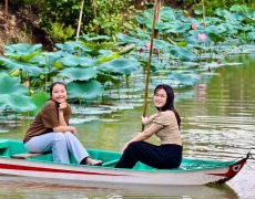 Vui chơi cùng trò dân gian & sông nước