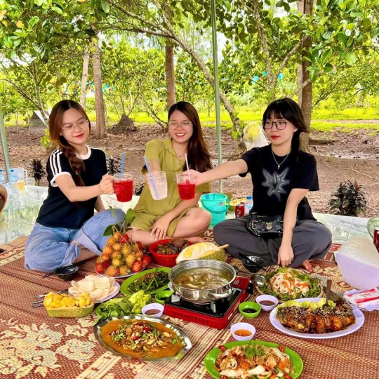 Thưởng thức món ăn dân dã